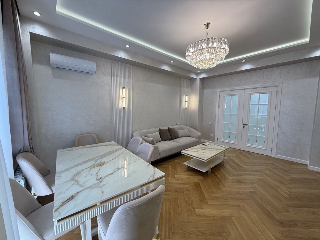 İcarəyə verilir 3 otaqlı yeni tikili 135 m² — Mənzil, Bakı (2)