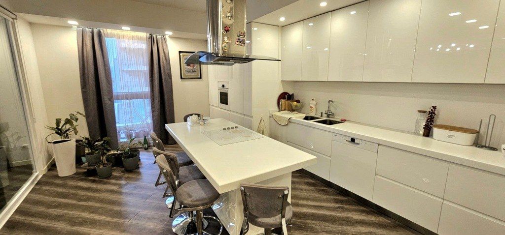 Satılır 4 otaqlı yeni tikili 193 m² — Mənzil, Bakı (7)
