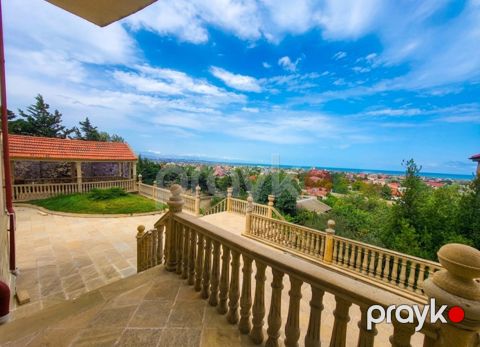 Satılır 5 otaqlı həyət evi/bağ evi 300 m²