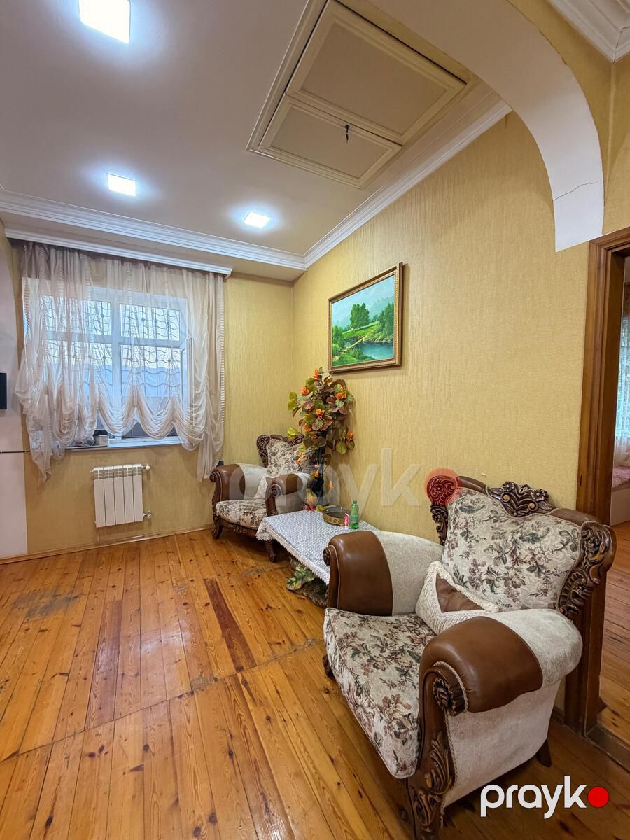 Satılır 8 otaqlı həyət evi/bağ evi 250 m² — Ev, villa, Bakı (7)