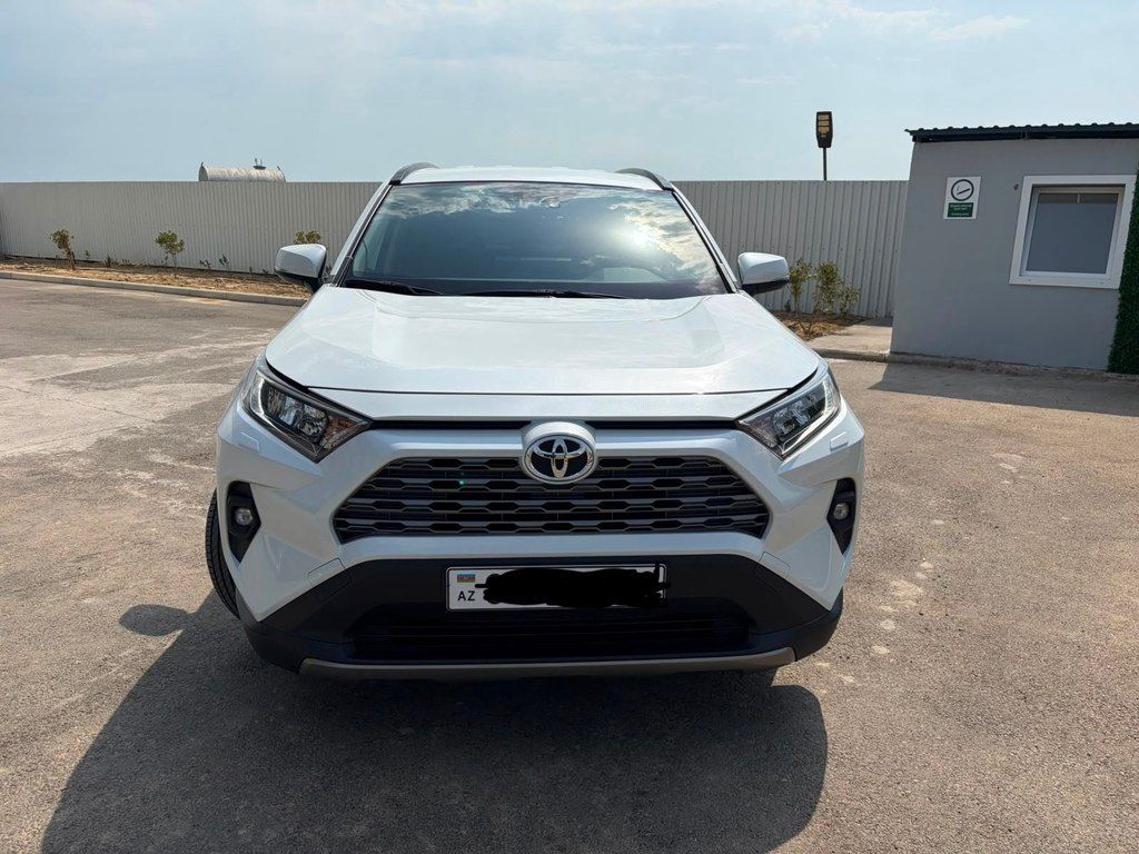 Toyota RAV4, 2.0 L, 2023 il, 44 000 km — Avtomobillər, Bakı