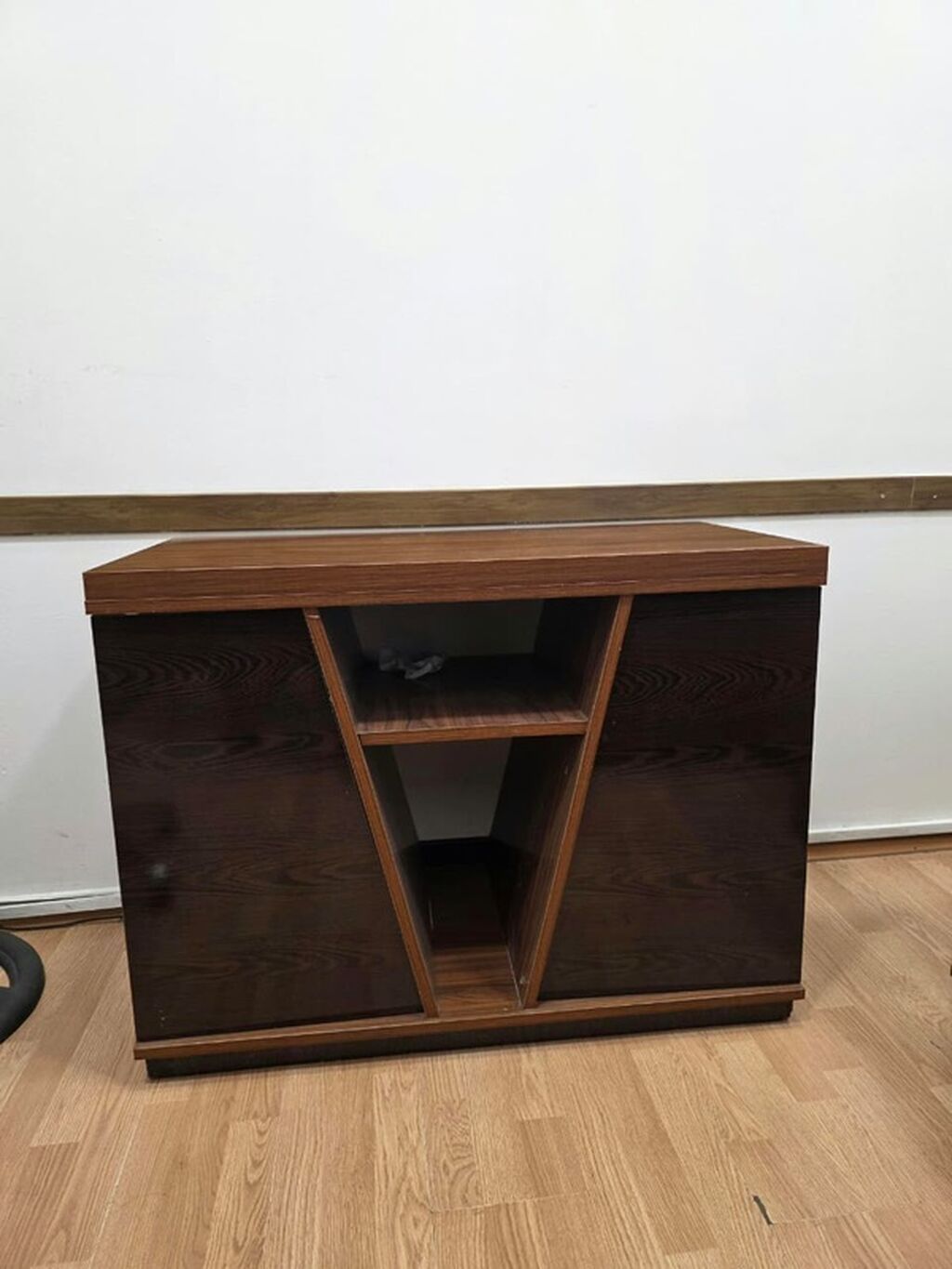 Ofis mebel dəsti Tərkib: - L formalı rəhbər masası: geniş iş səthi — Ofis mebeli, Bakı (4)