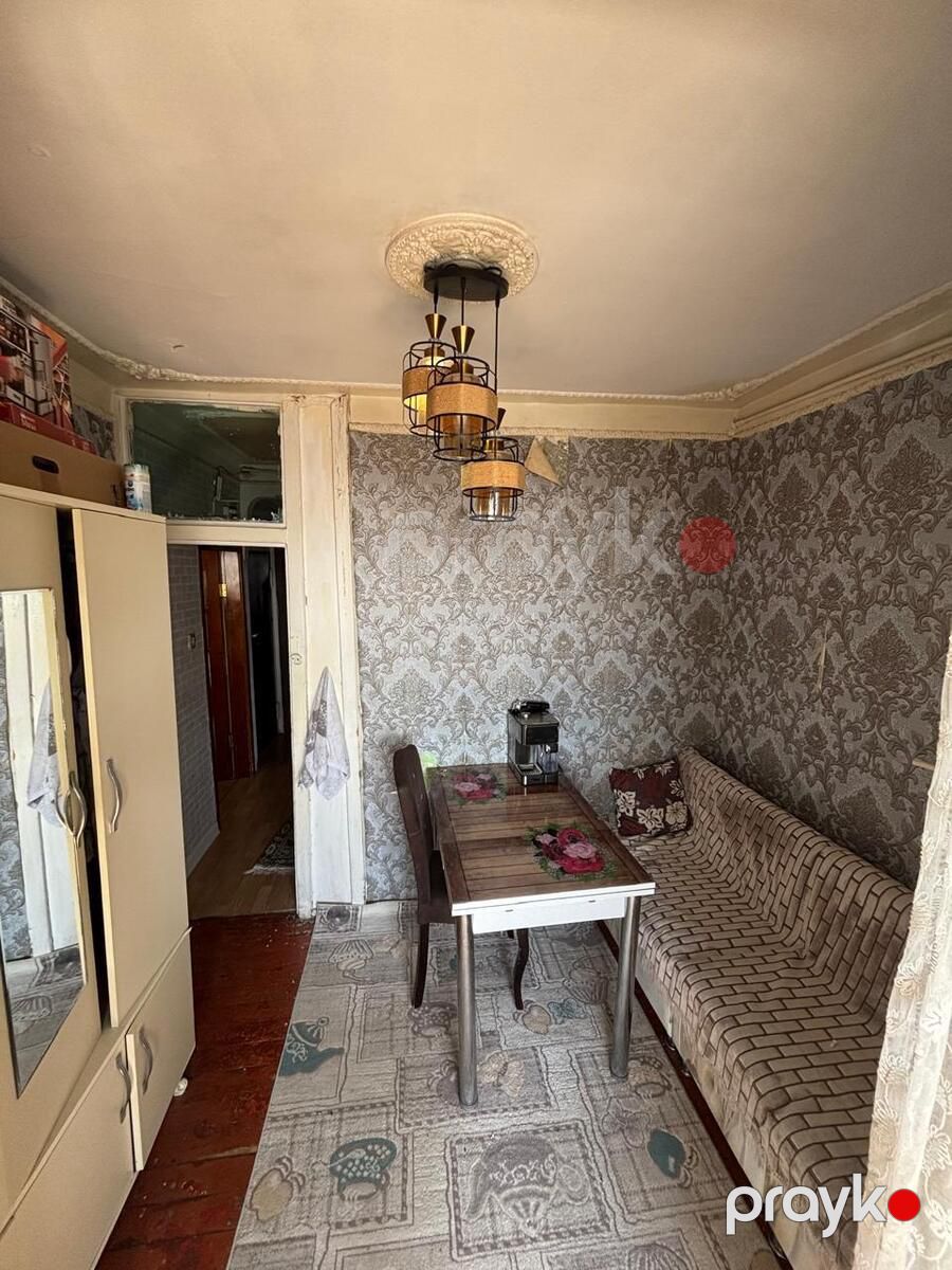 Satılır 2 otaqlı köhnə tikili 65 m² — Mənzil, Bakı (5)