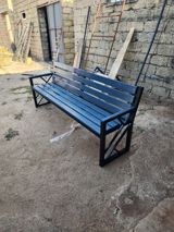 Metall karkaslı bağ skamyası - Material: qalın divarlı metal profil — Скамейки