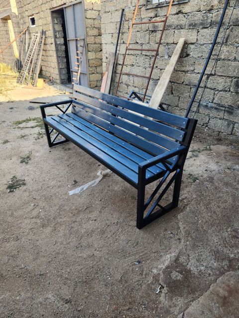 Metall karkaslı bağ skamyası - Material: qalın divarlı metal profil