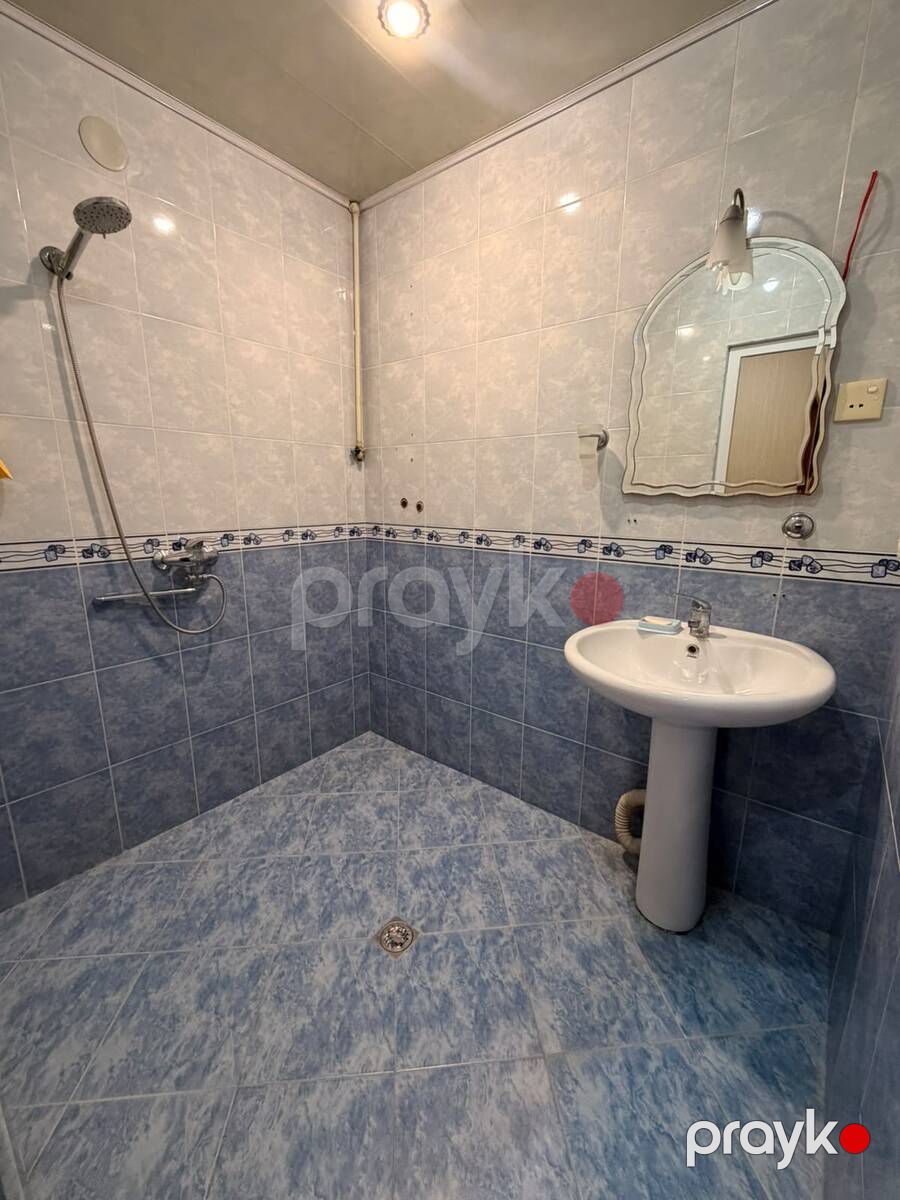 Satılır 2 otaqlı köhnə tikili 56 m² — Mənzil, Bakı (9)
