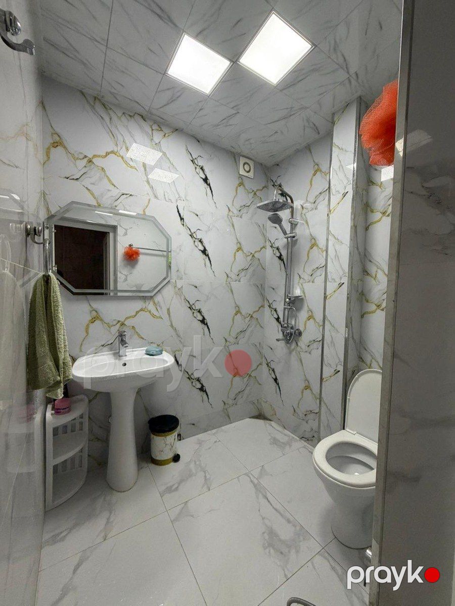 İcarəyə verilir 2 otaqlı köhnə tikili 66 m² — Mənzil, Bakı (9)