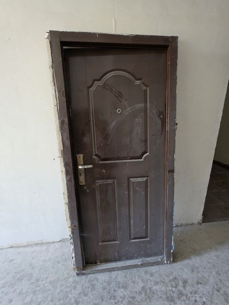 Seyf qapı — Təmir və inşaat, Bakı (2)