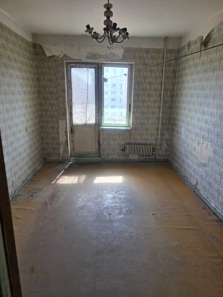Satılır 4 otaqlı köhnə tikili 100 m² — Mənzil, Bakı