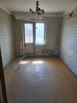 Satılır 4 otaqlı köhnə tikili 100 m² — Mənzil
