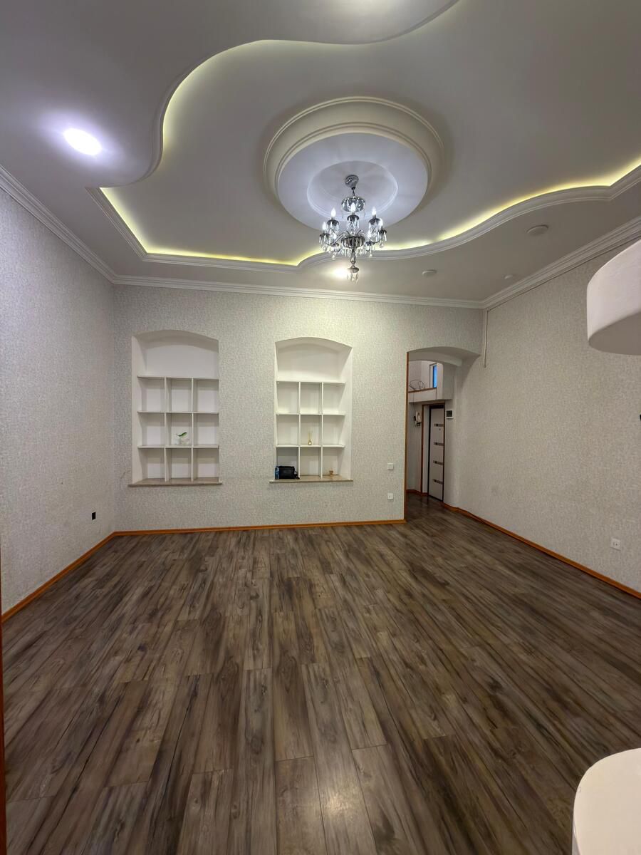 Satılır 3 otaqlı köhnə tikili 110 m² — Mənzil, Bakı (2)