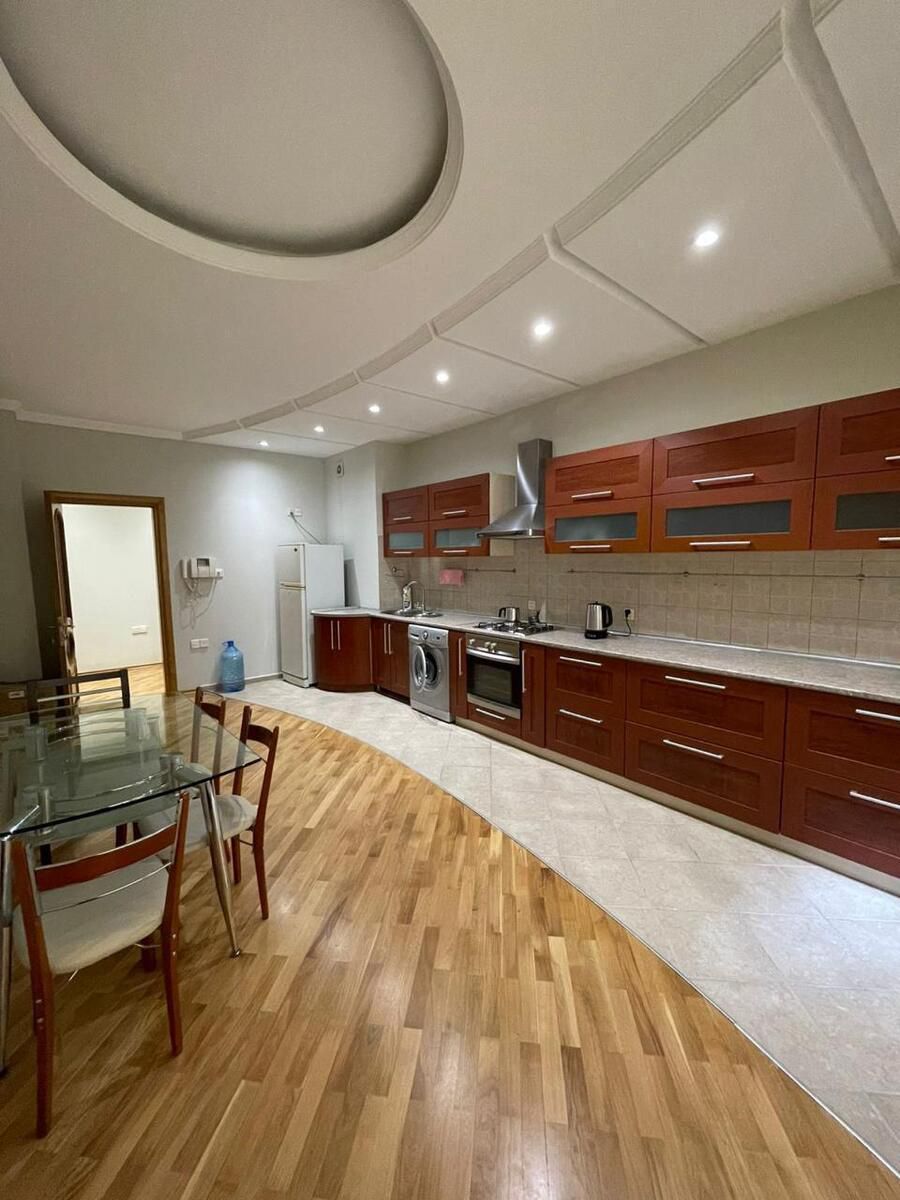 İcarəyə verilir 3 otaqlı yeni tikili 130 m² — Mənzil, Bakı (9)