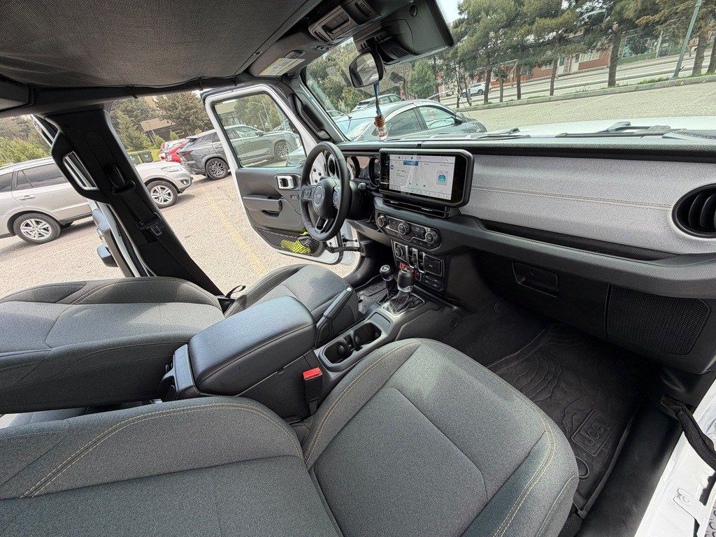 Jeep Wrangler, 2.0 L, 17.3 kWh, 2024 il, 17 000 km — Avtomobillər, Bakı (6)