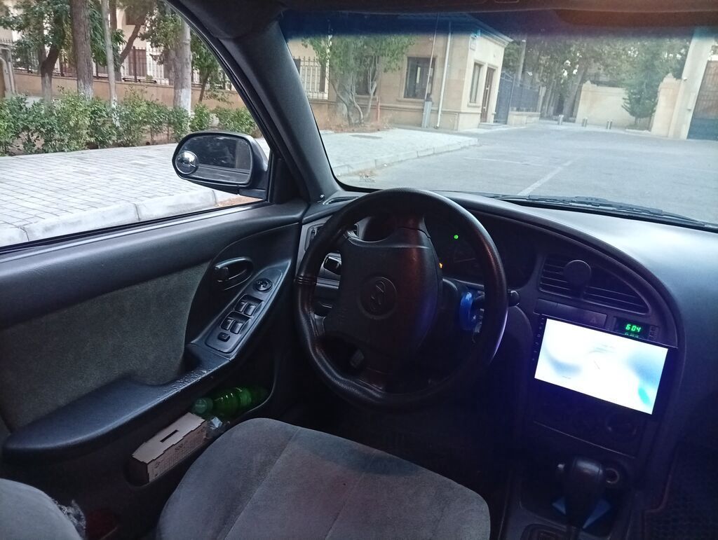Hyundai Elantra sedan - Kuzov: 4 qapılı sedan, tünd boz rəng - — Avto, Bakı (7)
