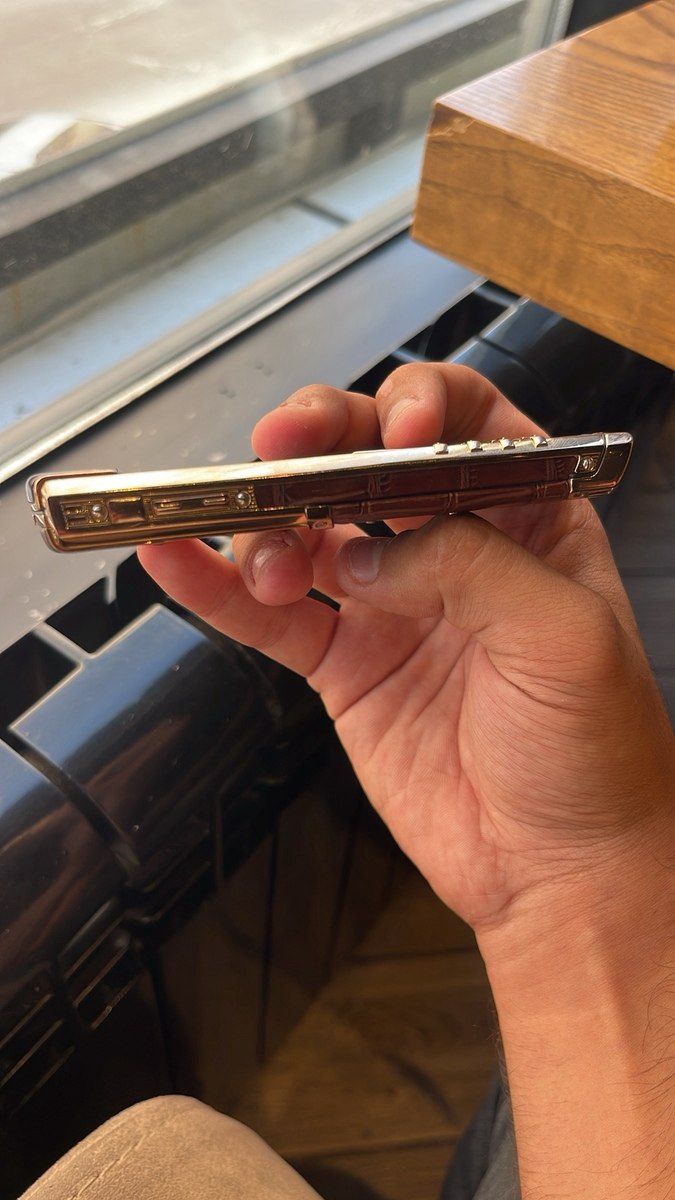 Vertu Signature S Design Pure Chocolate Red Gold 4GB — Smartfonlar, Bakı (3)