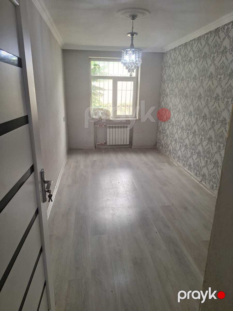 Satılır 2 otaqlı köhnə tikili 55 m² — Mənzil, Bakı (5)