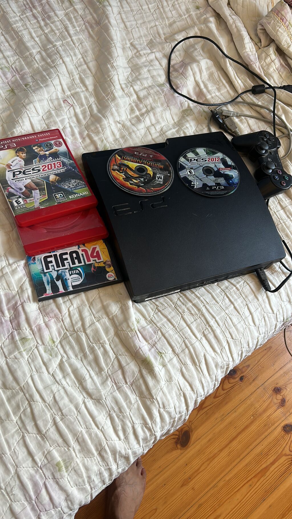 Ps 3 slim satıram 160 gb 1 orginal pult,10 oyun yüklü var 3 dənədə — Elektronika, Sumqayıt (2)