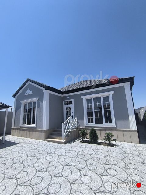 Satılır 4 otaqlı həyət evi/bağ evi 125 m²