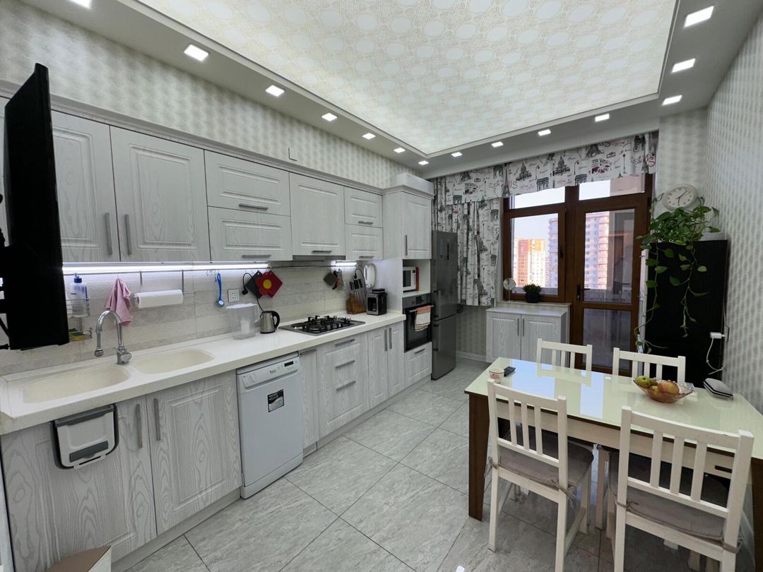 Satılır 2 otaqlı yeni tikili 75 m² — Mənzil, Bakı (11)