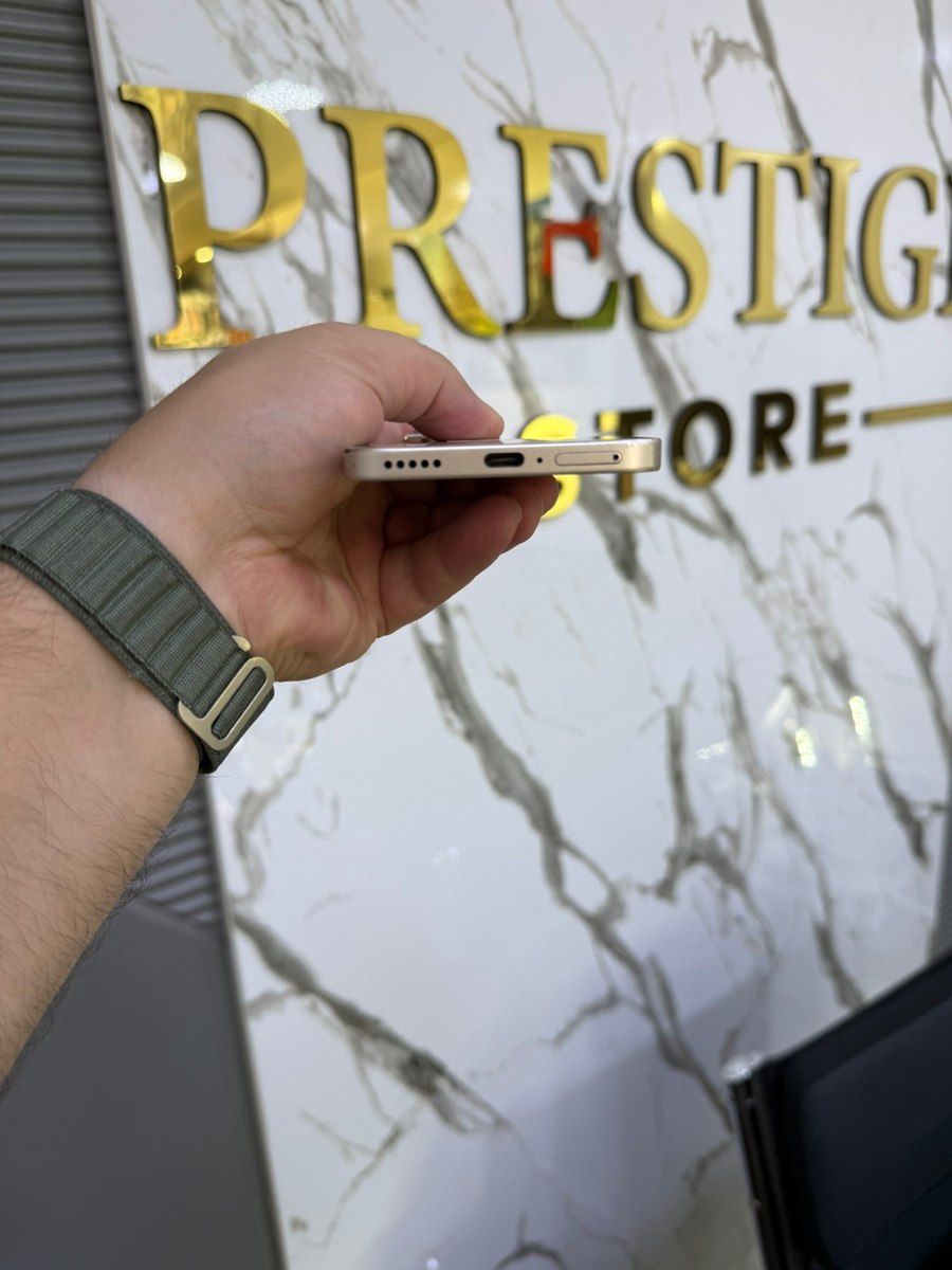 Honor 400 Desert Gold 256GB/8GB — Mallar, Bakı (5)
