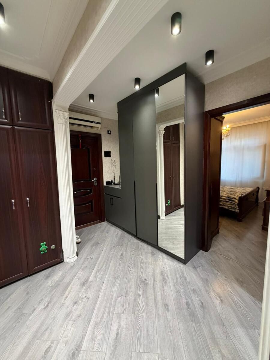 Satılır 3 otaqlı köhnə tikili 80 m² — Mənzil, Bakı (2)