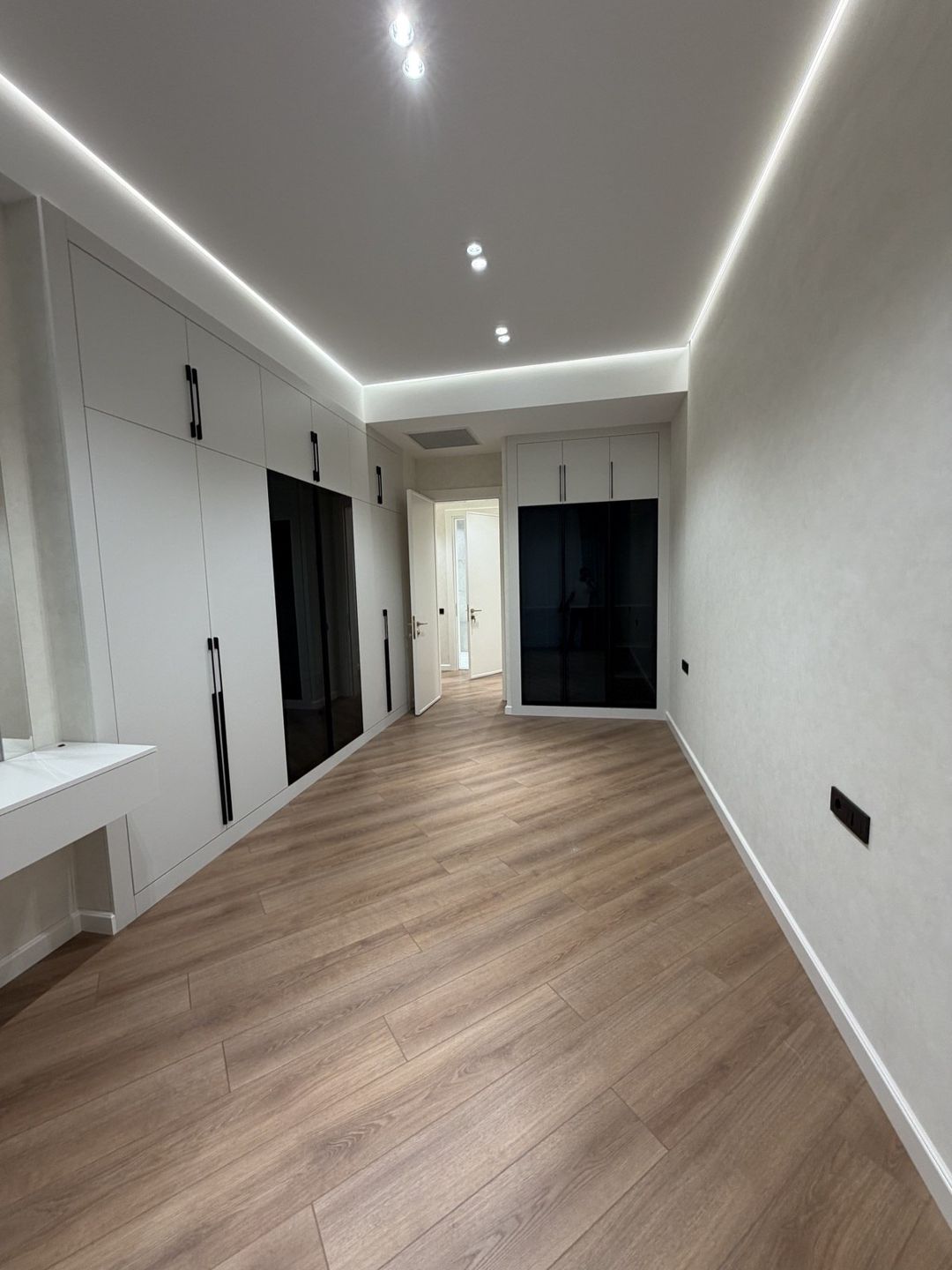 Satılır 3 otaqlı yeni tikili 150 m² — Mənzil, Bakı
