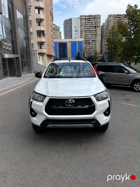 Toyota Hilux, 2.4 L, 2024 il, 15 000 km