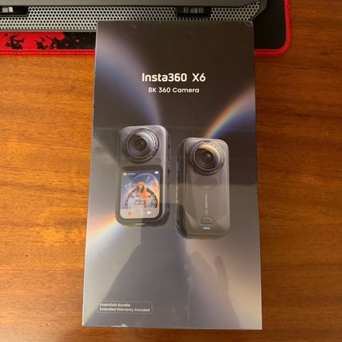 Insta360 x6 Essentials Bundle