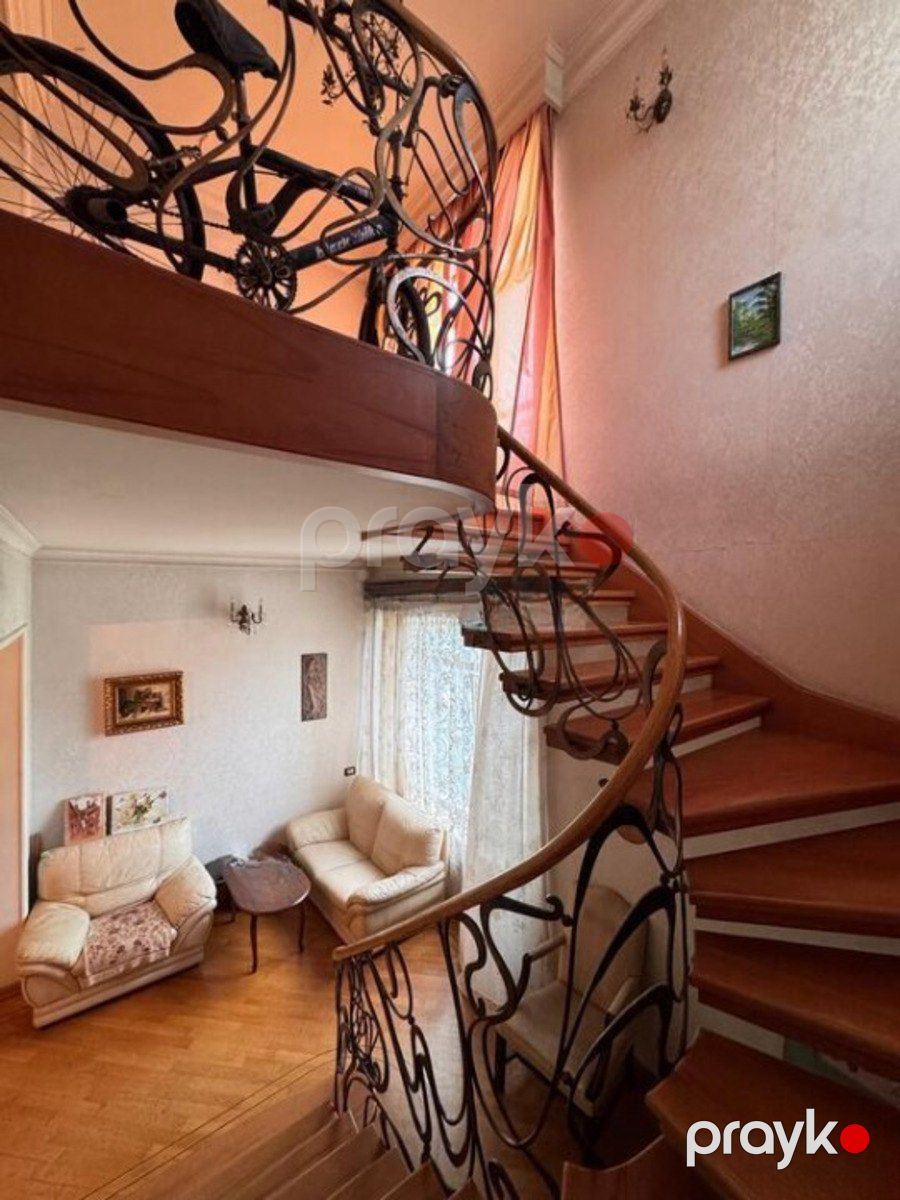 Satılır 4 otaqlı köhnə tikili 160 m² — Mənzil, Bakı (5)