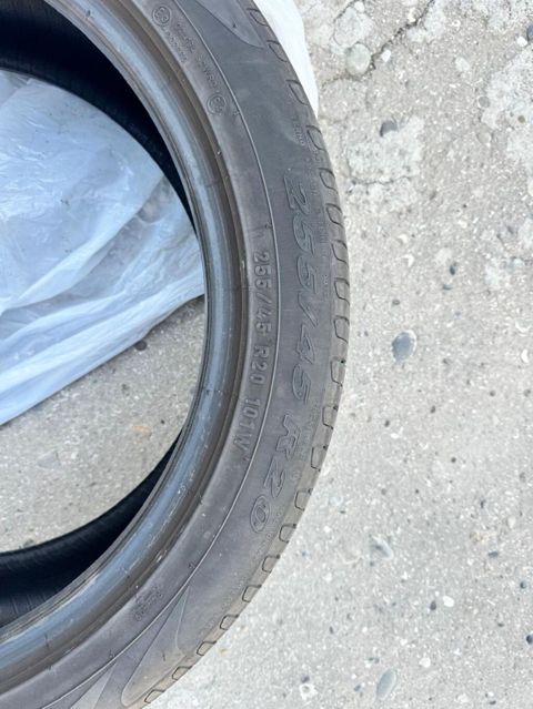 İşlənmiş Şin Pirelli 255 / 45 / R 20 — Bakı
