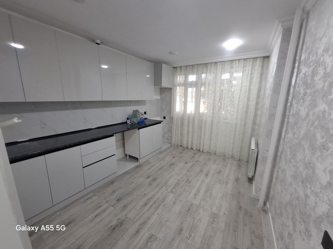 Satılır 2 otaqlı köhnə tikili 50 m² — Mənzil, Bakı (5)
