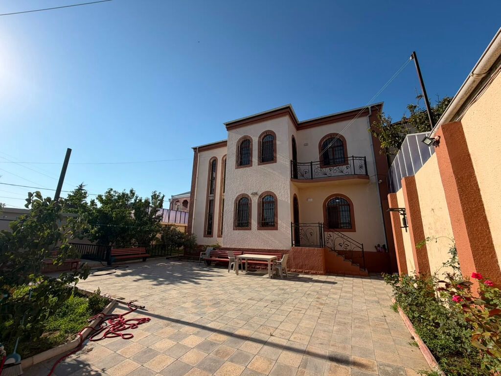 5 otaqlı, 201 kv. m, Kredit yoxdur, Yeni təmirli