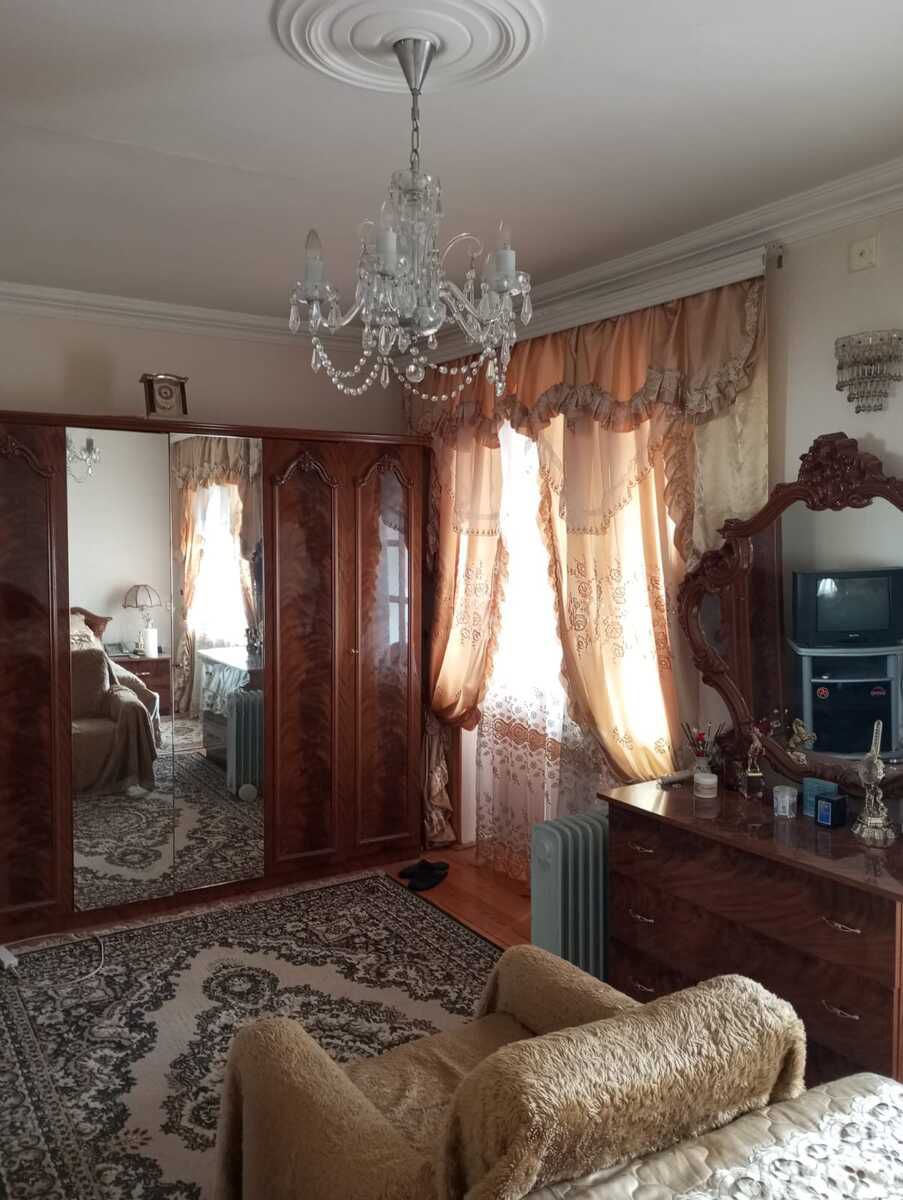 Satılır 2 otaqlı köhnə tikili 82.5 m² — Mənzil, Şəki (4)