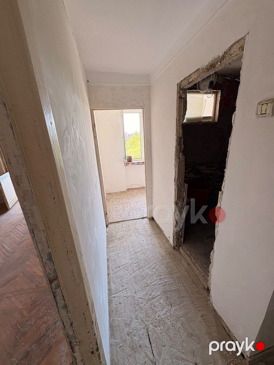 Satılır 2 otaqlı köhnə tikili 60 m² — Mənzil, Bakı (5)