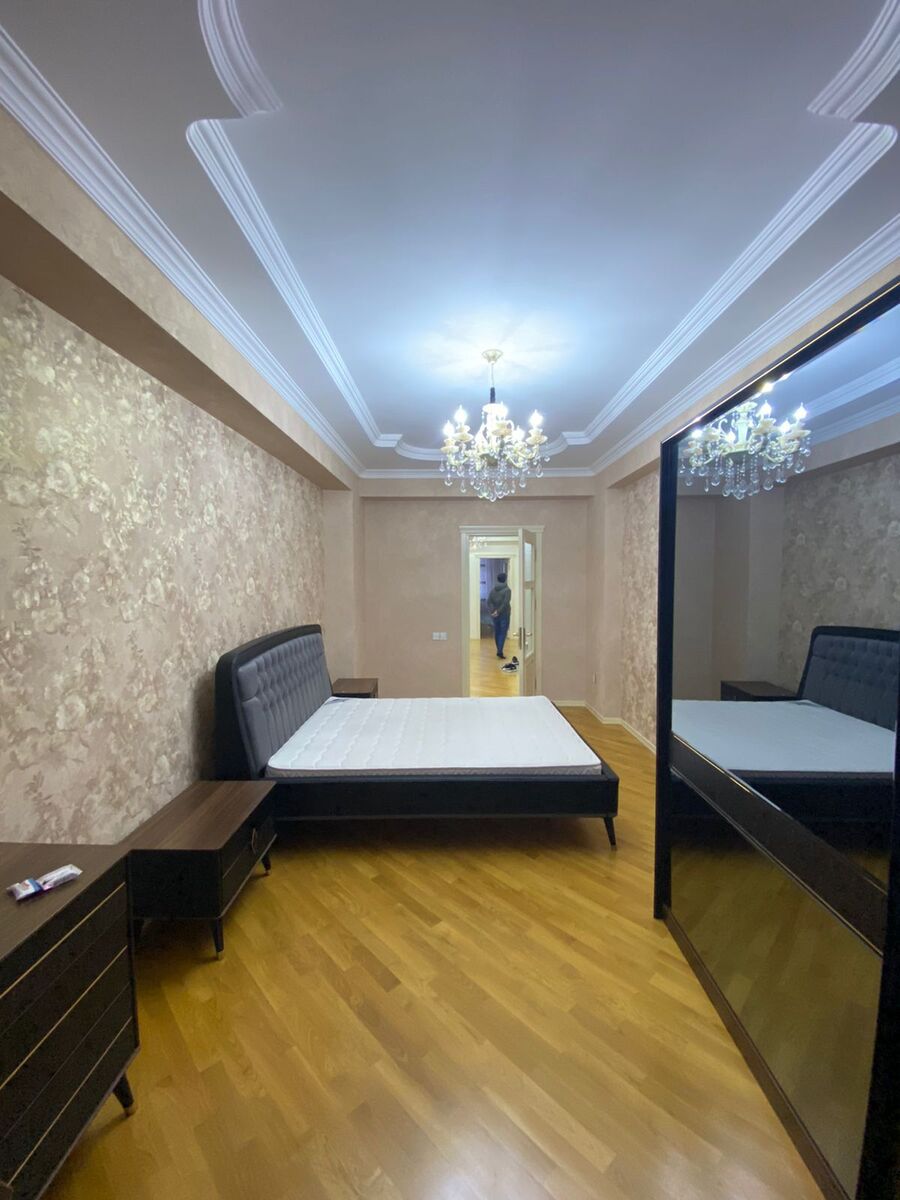 İcarəyə verilir 4 otaqlı yeni tikili 180 m² — Mənzil, Bakı (8)