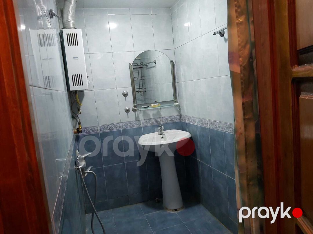 İcarəyə verilir 3 otaqlı köhnə tikili 75 m² — Mənzil, Bakı (5)