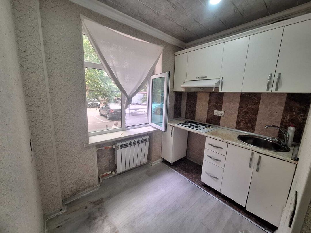 Satılır 2 otaqlı köhnə tikili 55 m² — Mənzil, Bakı (7)