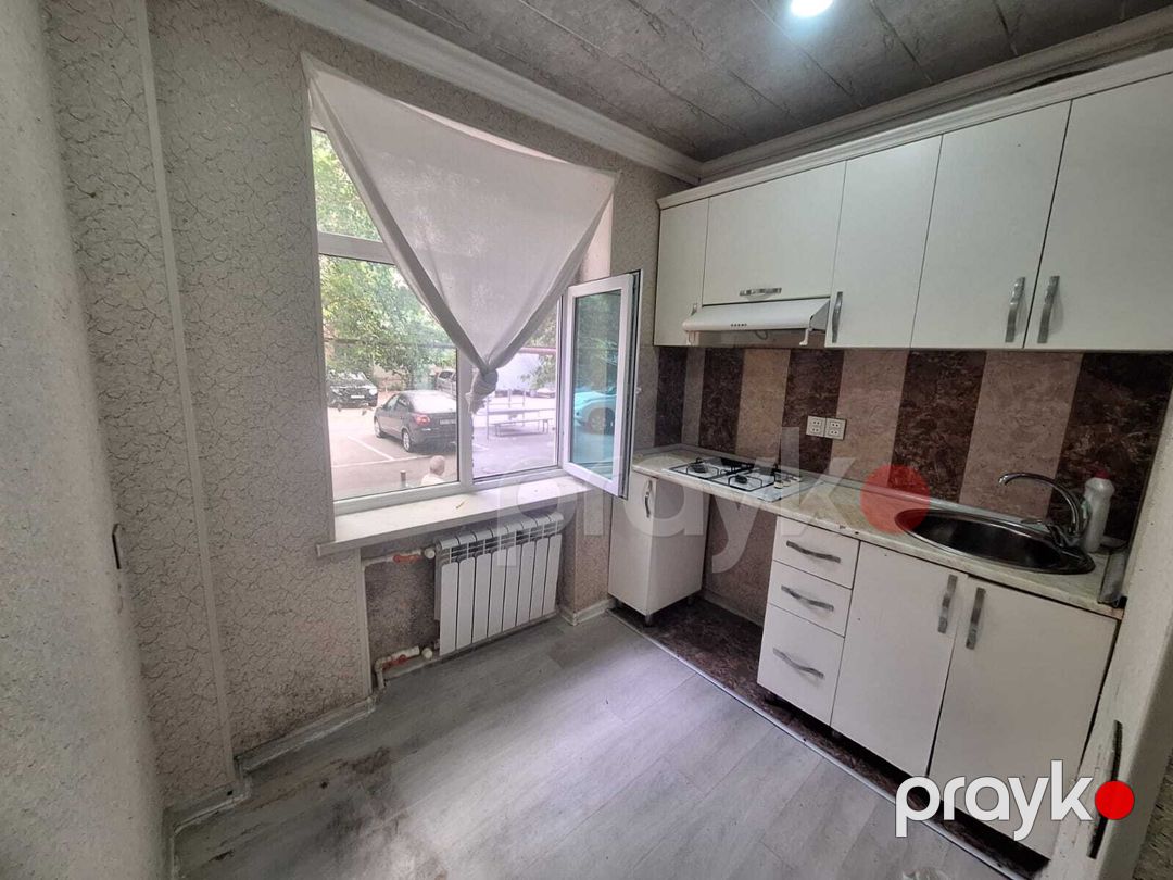 Satılır 2 otaqlı köhnə tikili 55 m² — Mənzil, Bakı (7)
