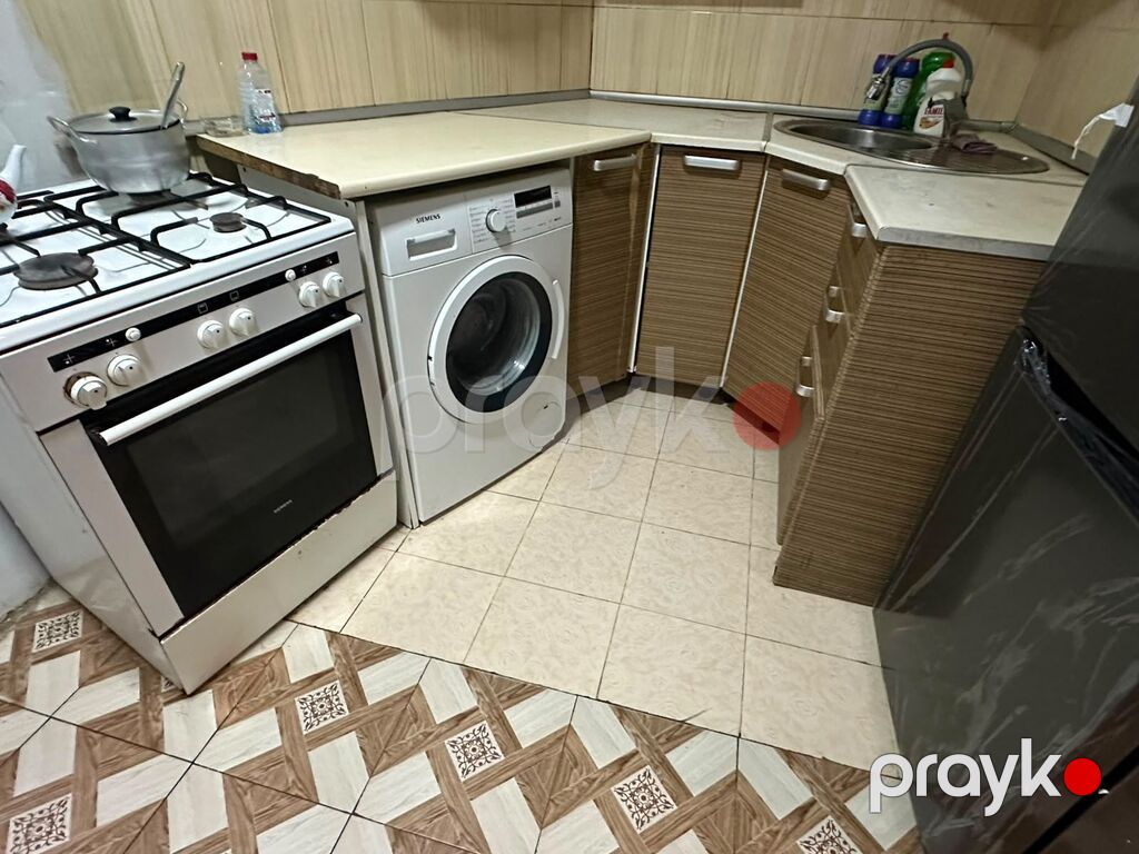 5otaqlı mənzil – insacllar metrosunun yanl 3 mertebeli heyet evin — Daşınmaz əmlak, Bakı (10)