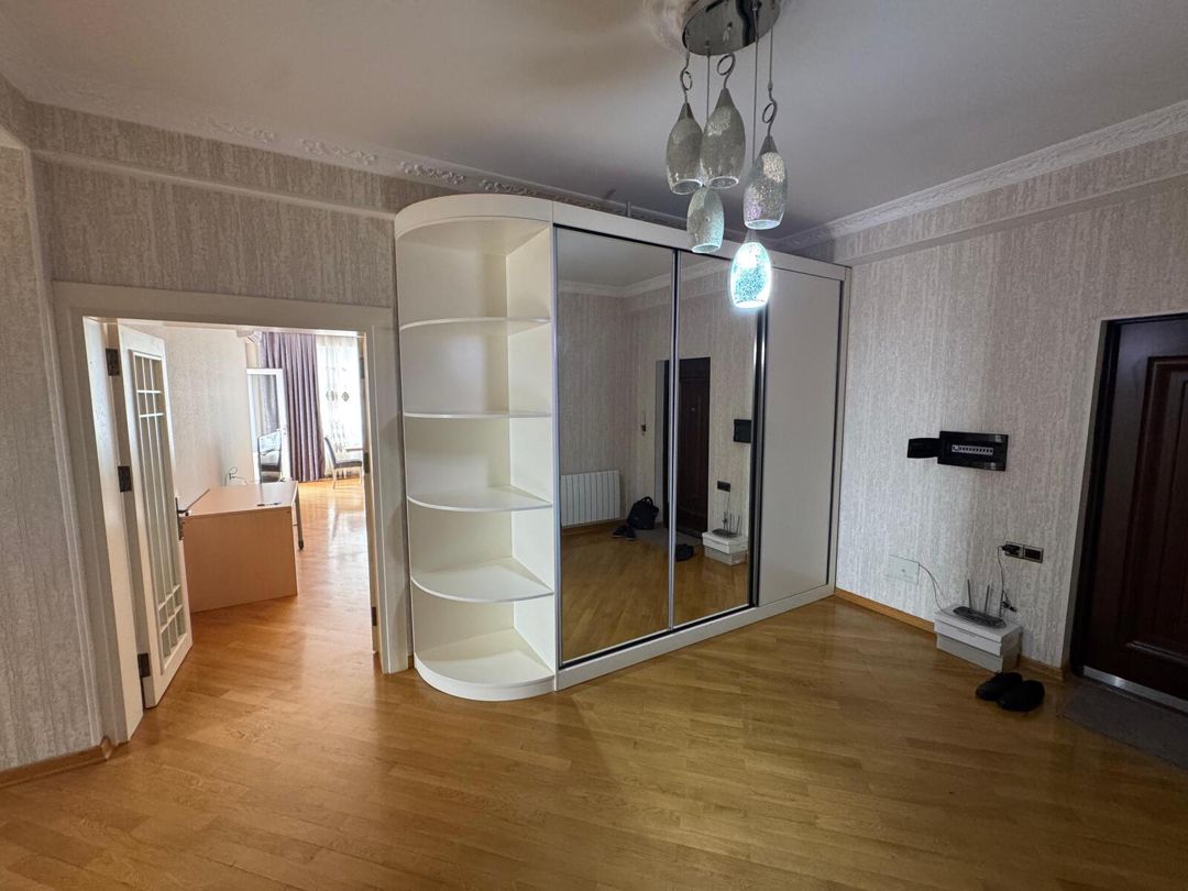 İcarəyə verilir 3 otaqlı yeni tikili 131 m² — Mənzil, Bakı (5)