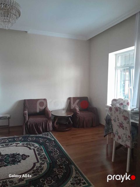 Satılır 4 otaqlı həyət evi/bağ evi 164 m²