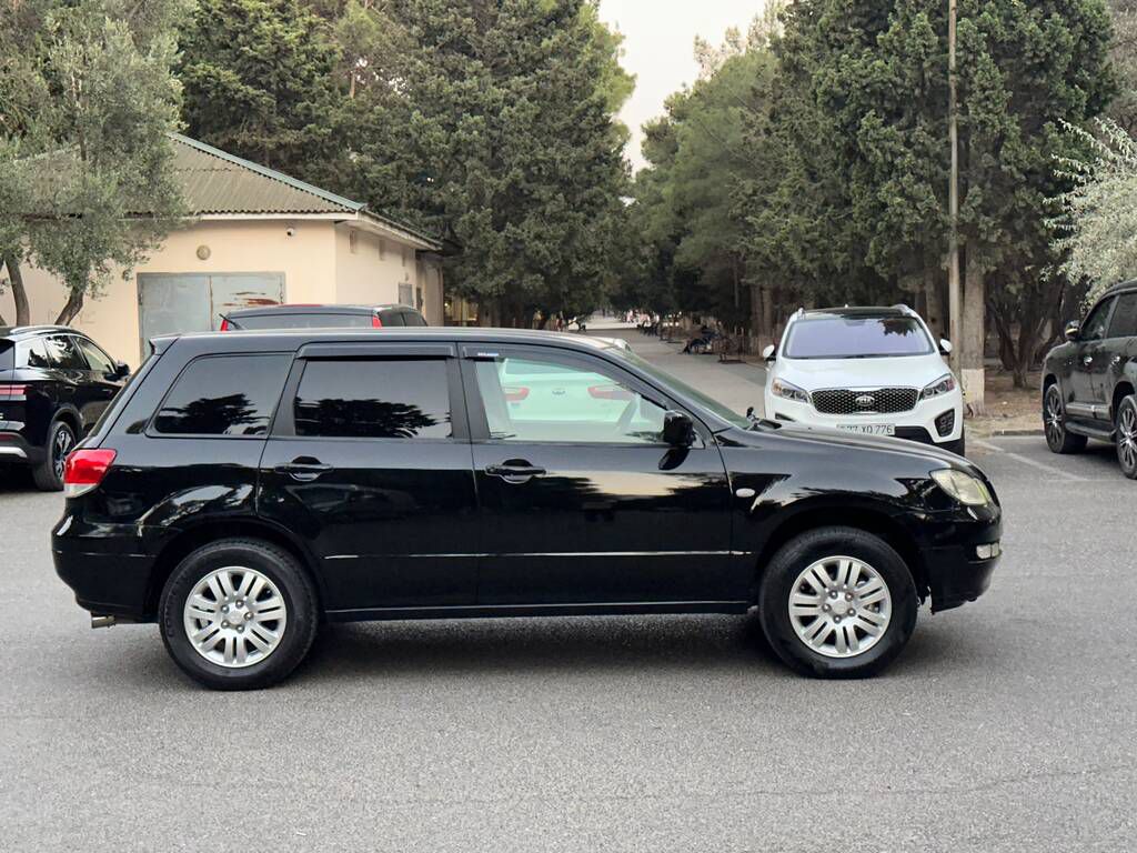 Mitsubishi Airtrek, 2.0 L, 2003 il, 302 000 km — Avtomobillər, Sumqayıt (12)