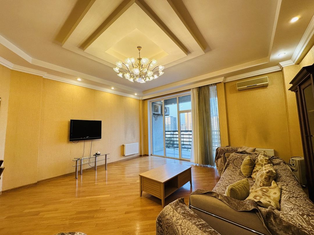 İcarəyə verilir 3 otaqlı yeni tikili 171 m² — Mənzil, Bakı (3)