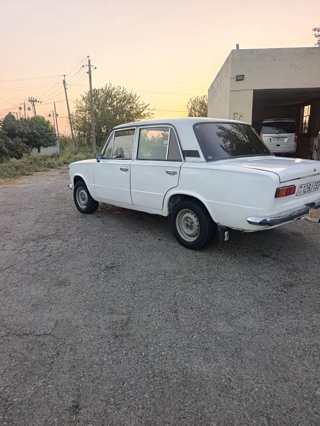 VAZ 2101 klassik sedan, 1.3 l, 236000 km, ağ rəng — Avtomobillər, Biləsuvar (4)
