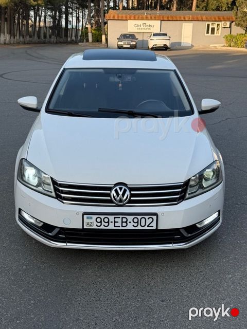 Volkswagen Passat, 1.8 L, 2012 il, 256 432 km