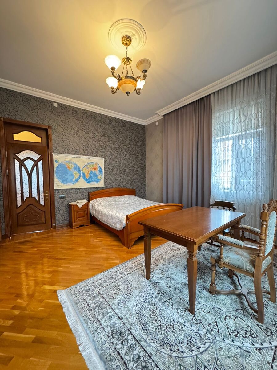 Satılır 6 otaqlı həyət evi/bağ evi 900 m² — Ev, villa, Bakı (5)