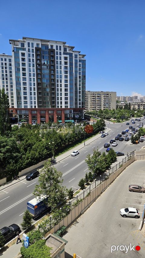 Satılır 2 otaqlı yeni tikili 80 m²