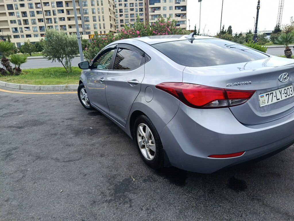 Hyundai Elantra, 1.8 L, 2014 il, 170 590 km — Avtomobillər, Sumqayıt (8)