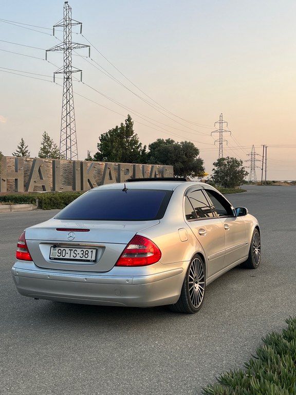 Mercedes E 240, 2.6 L, 2002 il, 350 000 km — Avtomobillər, Bakı (4)