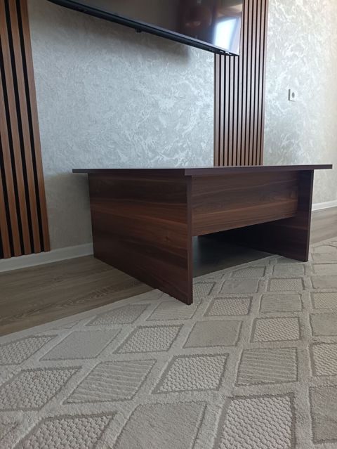 Jurnal masası, İşlənmiş, Açılmayan, MDF, Kvadrat masa